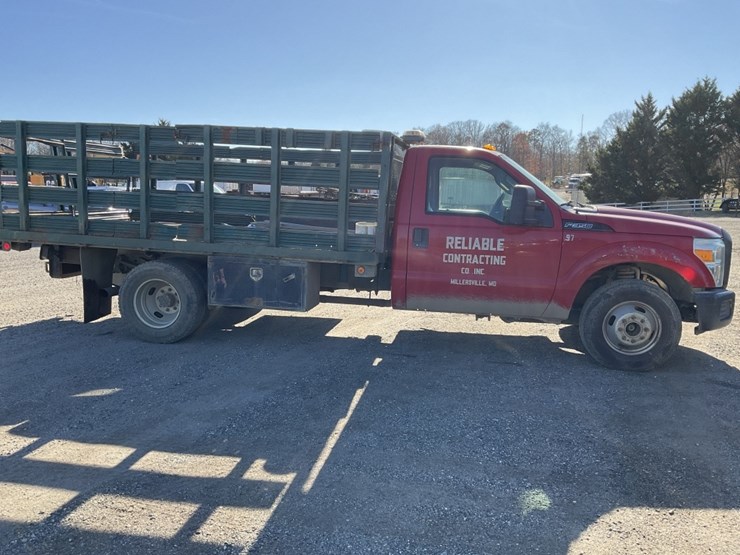 2011-ford-f350-image-3