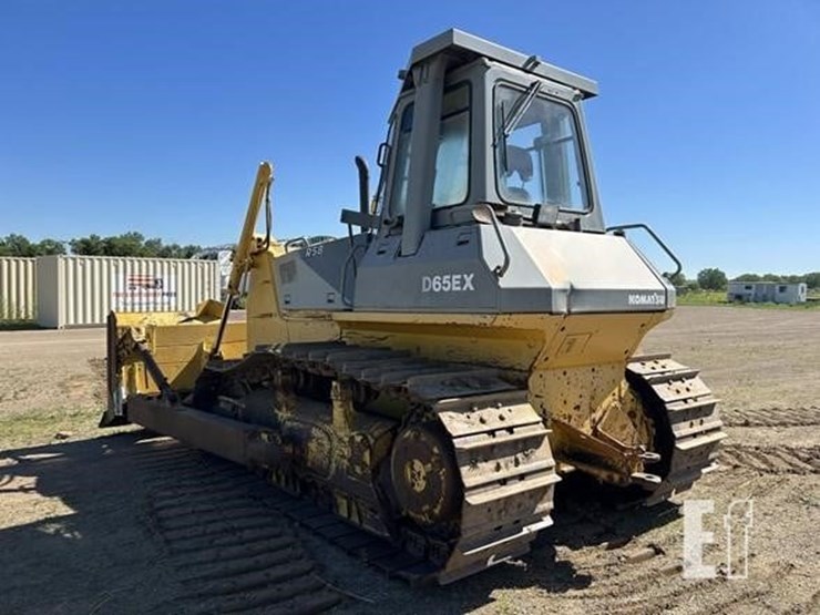 komatsu-d65ex-12-image-7
