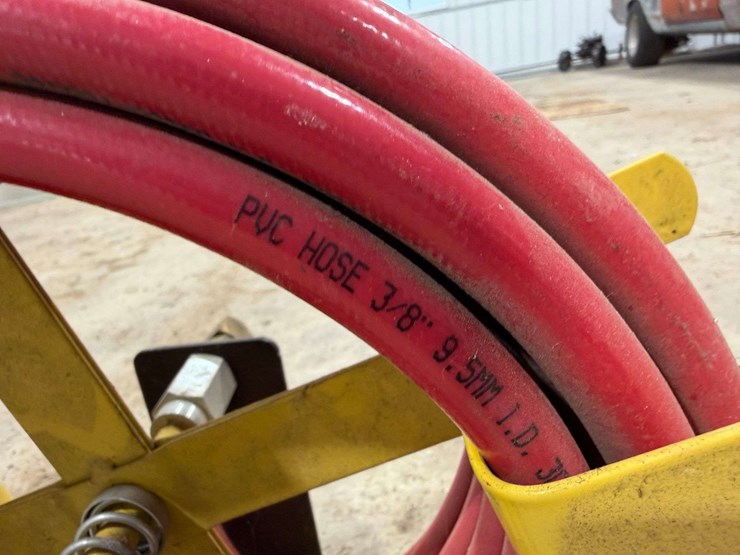 25’-air-hose-reel,-3/8”-image-5