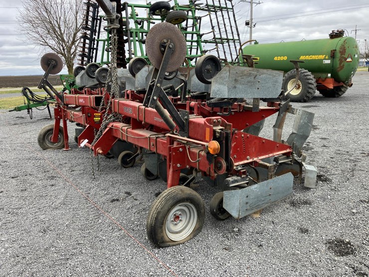 case-ih-1830-image-11