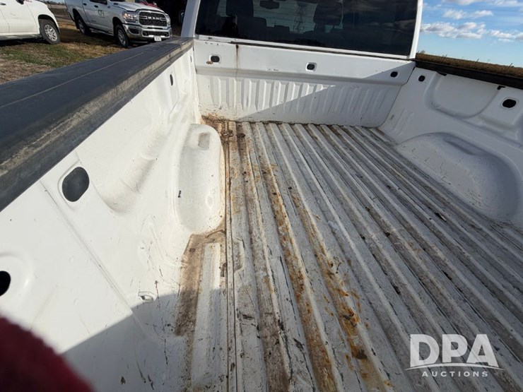 2017-chevrolet-1500-image-43