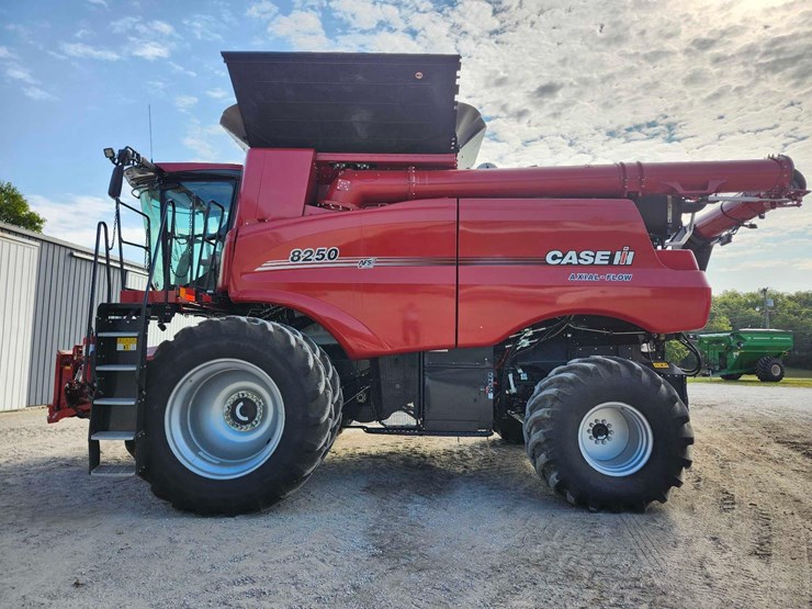 case-ih-8250-image-5