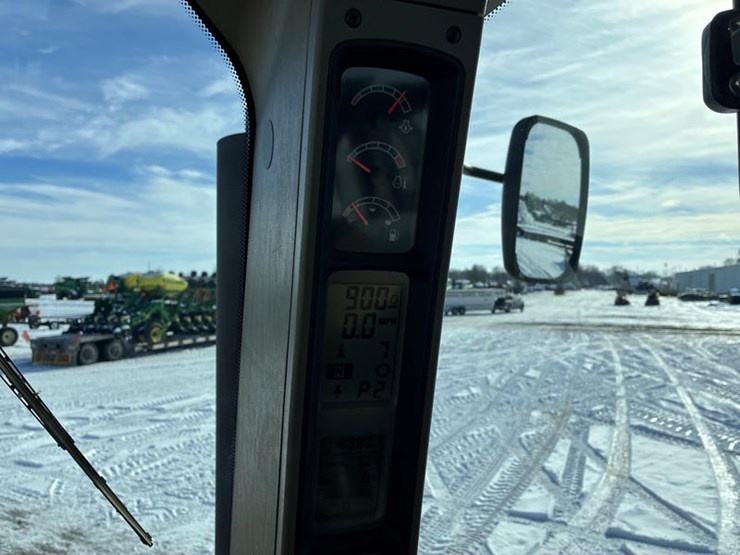 case-ih-mx215-image-80