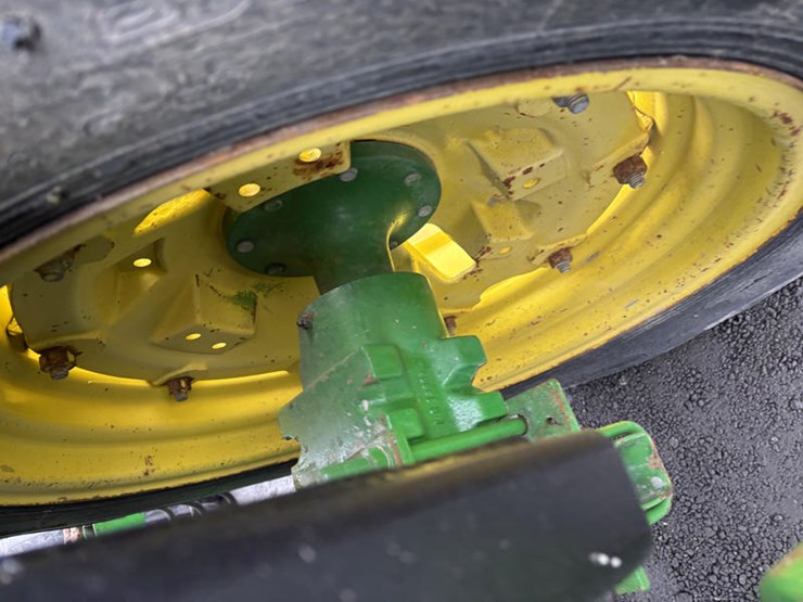 john-deere-2550-image-19