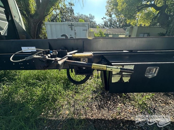 2003-international-durastar-4300-image-12