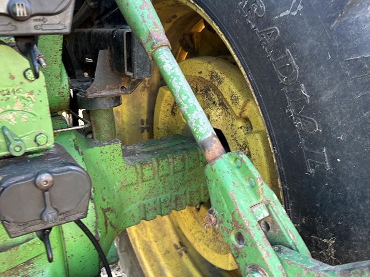 1983-john-deere-4650-image-29
