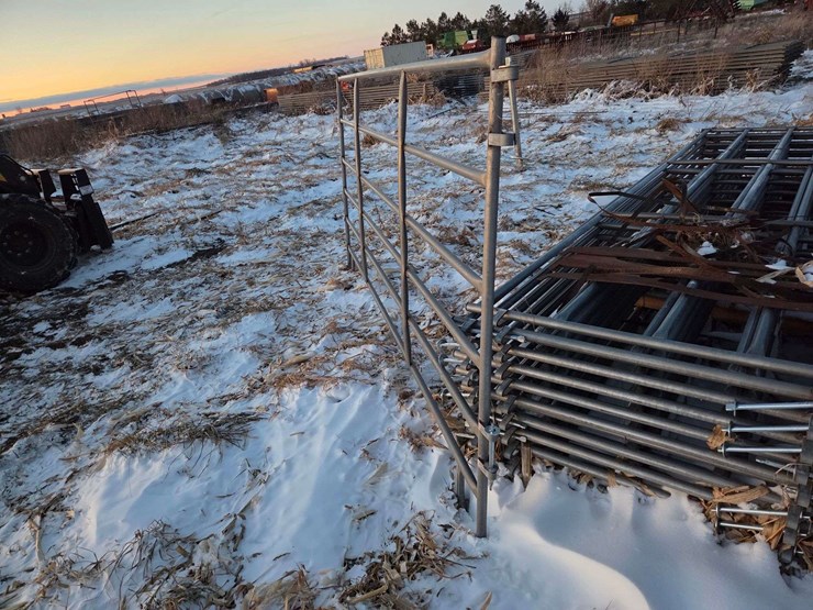 (10)-10'-corral-panels-new.-this-item-is-located-in-south-dakota,-therefore-south-dakota-sales-tax-r-image-3