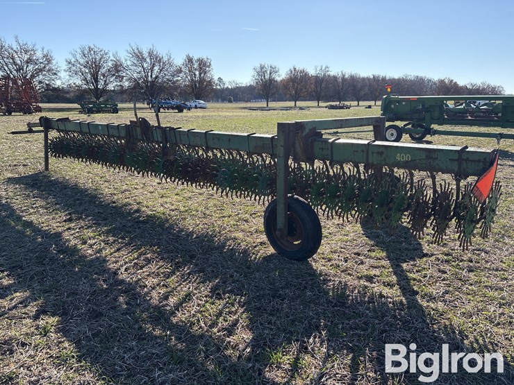 john-deere-400-image-7