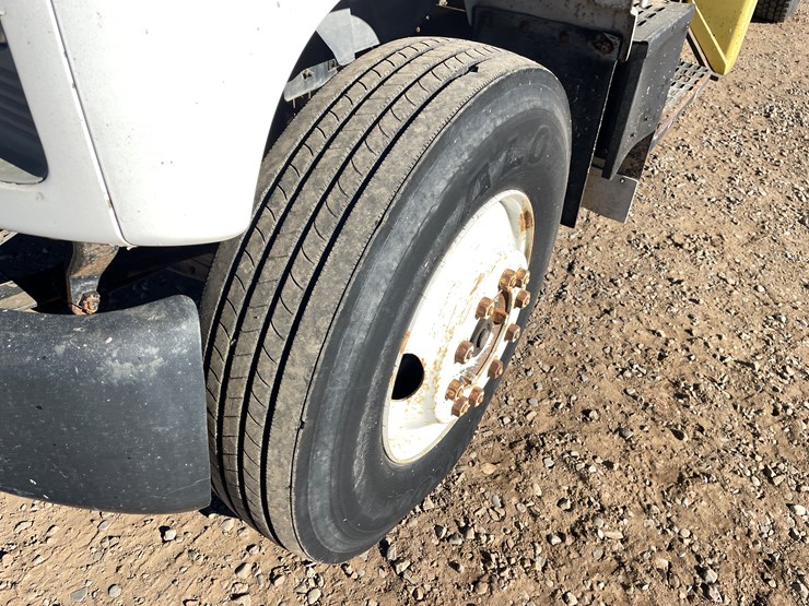 #1140-•-1995-chevrolet-kodiak-boom-truck-has-mn-title)-image-11