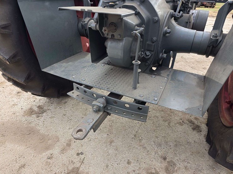 1938-case-cc-narrow-front-tractor,-new-12.4/11-36-rears,-pto,-crank-start,-sn:-4200966,-rebuilt-fro-image-36