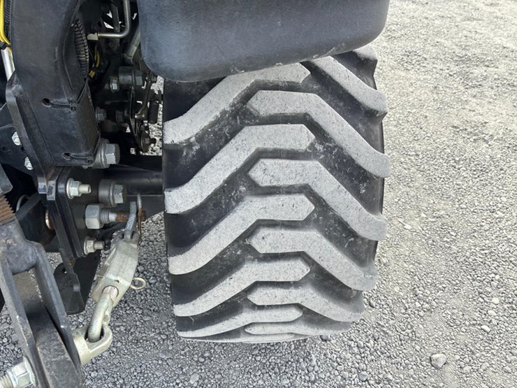 john-deere-1025r-image-34