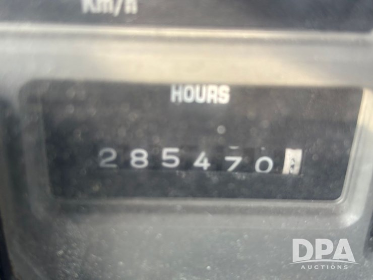 international-4700-image-93