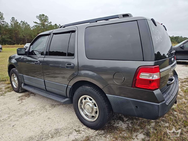 2016-ford-expedition-image-6