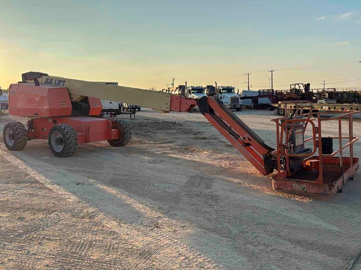 2015-jlg-660sj-image-3