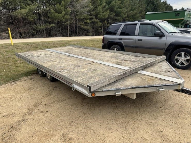 load-master-16'-snowmobile-trailer-image-3