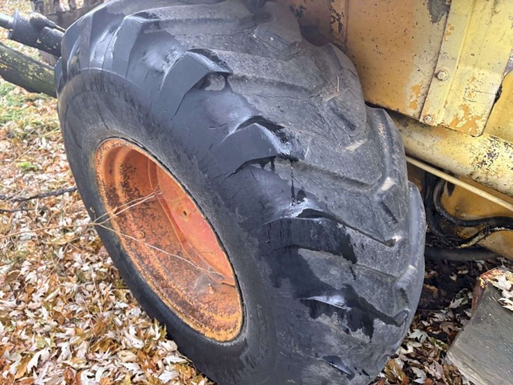 case-ck680-backhoe-tractor,-gas,-80”-bucket,-24”-hoe-bucket,-last-ran-2-years-ago-image-13