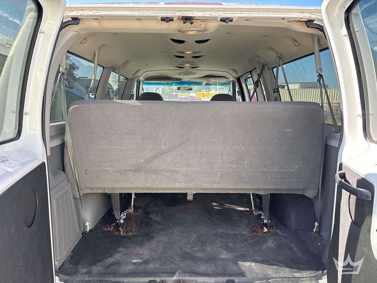 2007-ford-e350-image-17