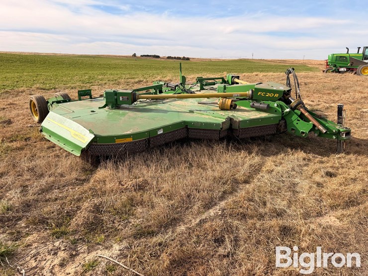 2022-john-deere-fc20r-image-3