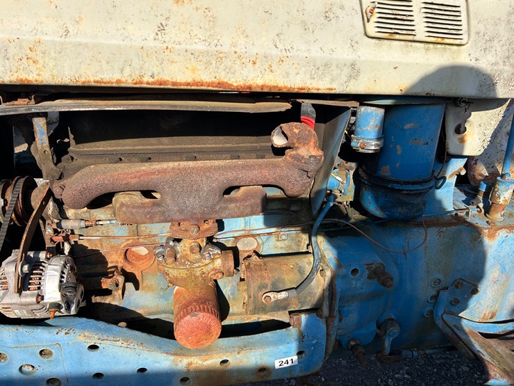 ford-tractor-image-7