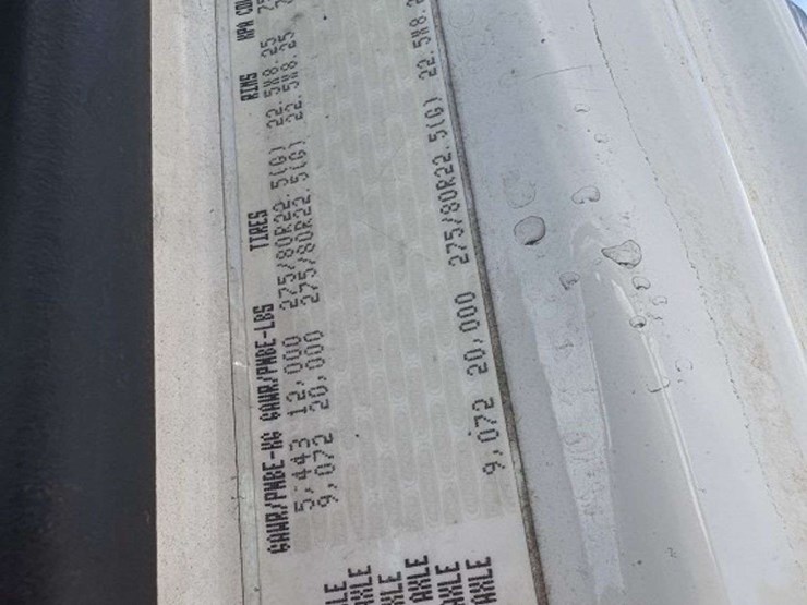 2004-freightliner-m2-business-class-semi-tractor,-day-cab,-mercedes-460,-10-speed,-jake-brake,-lopro-image-38