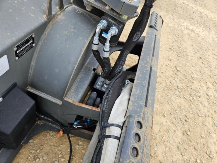 #3048-•-bobcat-sb-200-78"-2-stage-snow-blower-image-20