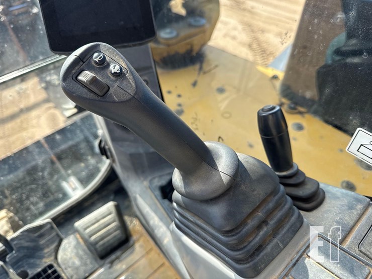 caterpillar-308-cr-image-31