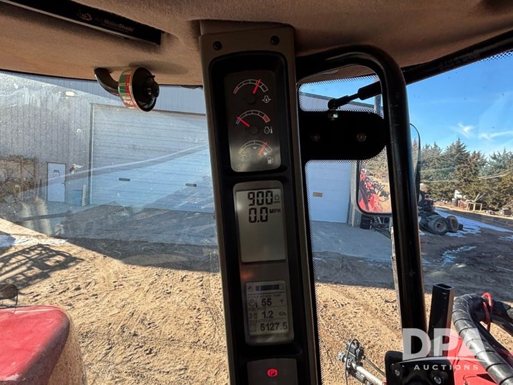 case-ih-patriot-4440-image-124