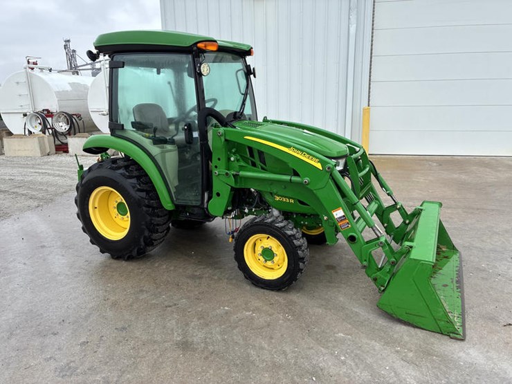 john-deere-3033r-image-1