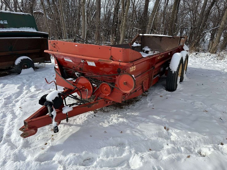 new-holland-185-image-2