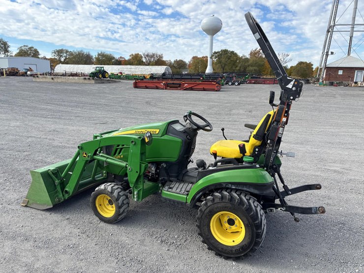 john-deere-1025r-image-6