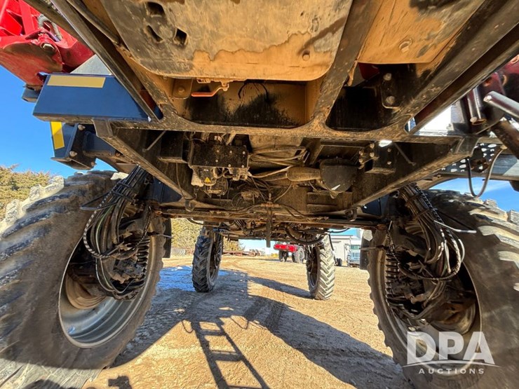 case-ih-patriot-4440-image-26