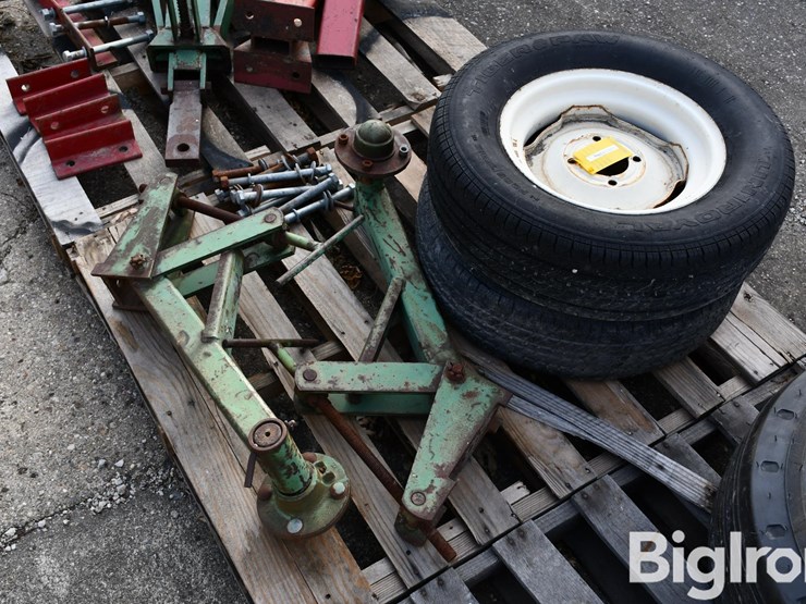 tiger-paw-p205/75r15-tires-on-4-bolt-rims-image-5