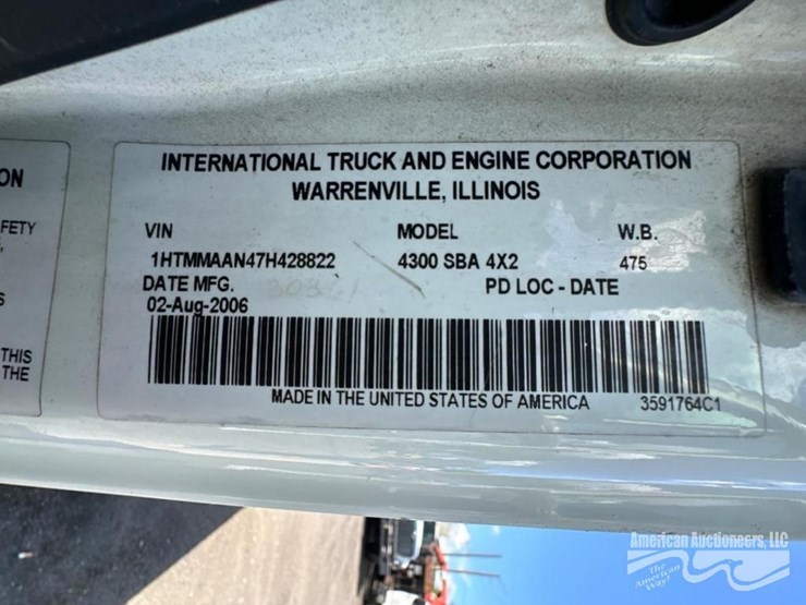 2007-international-durastar-4300-image-19