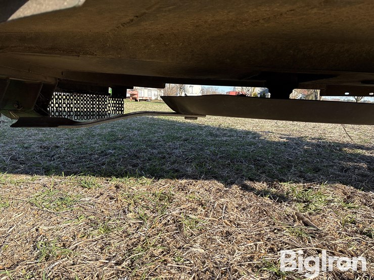 2022-john-deere-fc20m-image-11