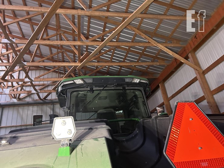 2022-john-deere-9r-590-image-30