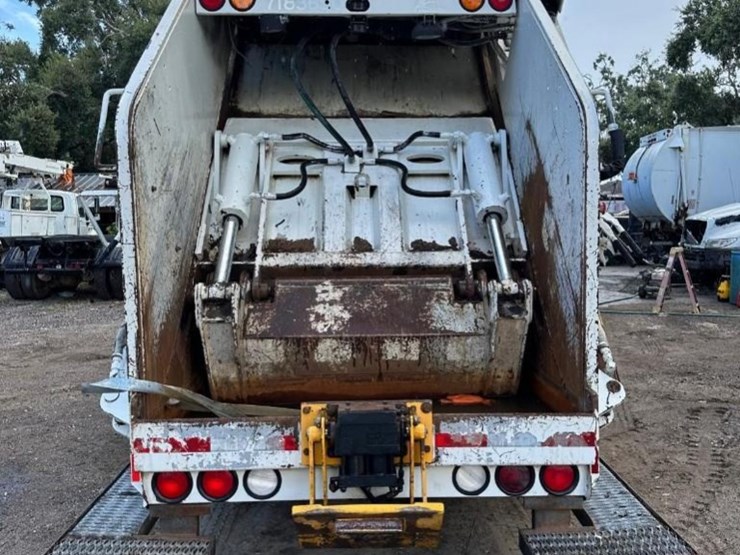 kenworth-k370-image-4