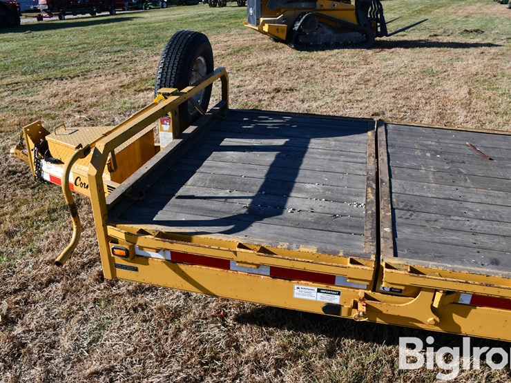 2011-corn-pro-21'-t/a-tilt-deck-trailer-image-12