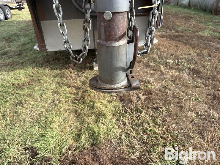 2003-featherlite-5320-gooseneck-livestock-trailer-image-10