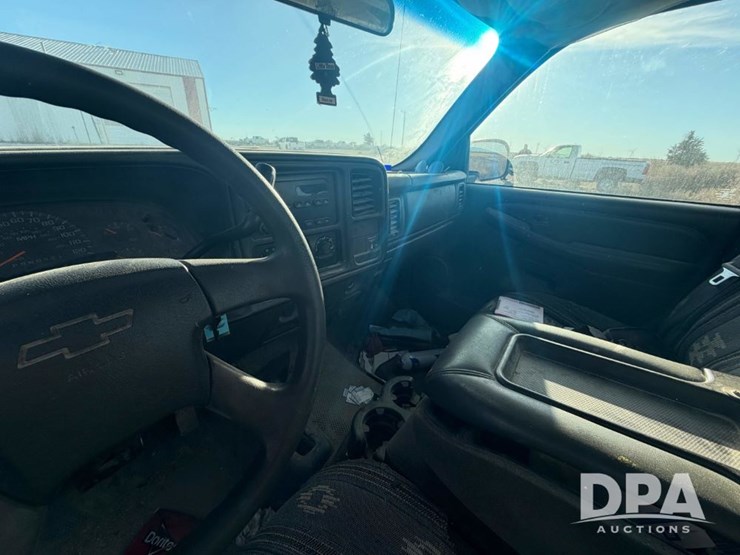 2007-chevrolet-2500hd-image-32