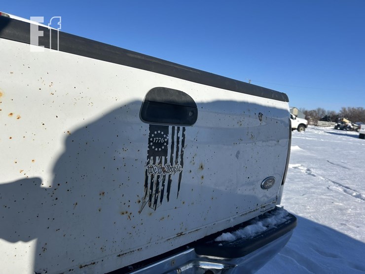 2003-ford-f350-xlt-image-29