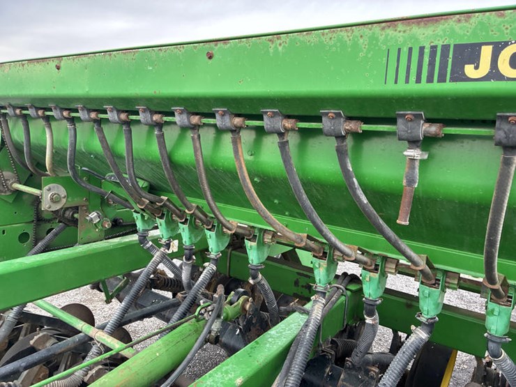 john-deere-750-image-29