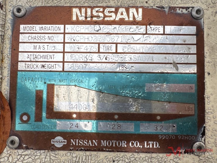 nissan-50-straight-mast-forklift-image-14