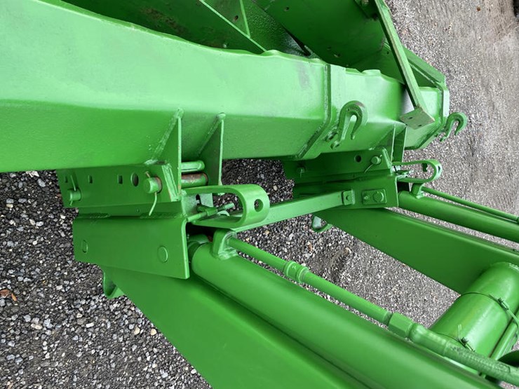 john-deere-148-image-4