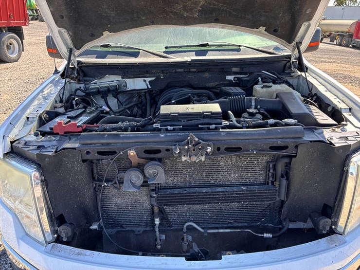 2010-ford-f150-xlt-image-45