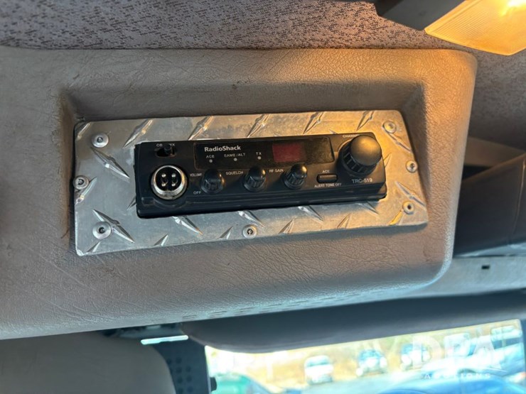 international-4700-image-84