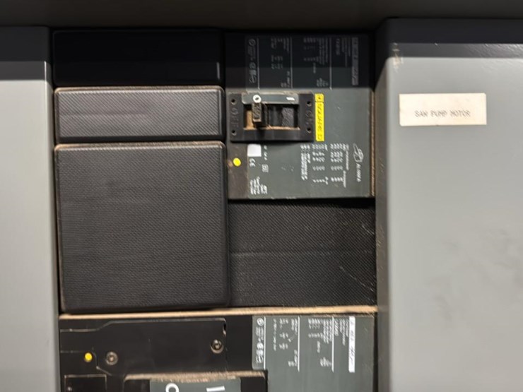 #118-•-breaker-box-image-3