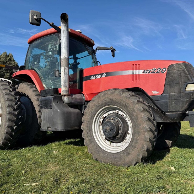 CASE IH MX220