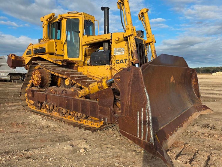 caterpillar-d8-image-3