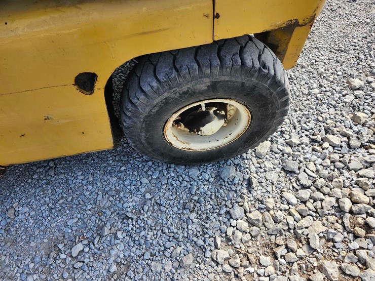 cat-lp-forklift-image-4