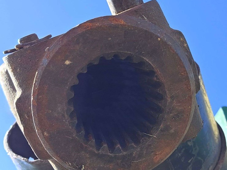 john-deere-686-image-4